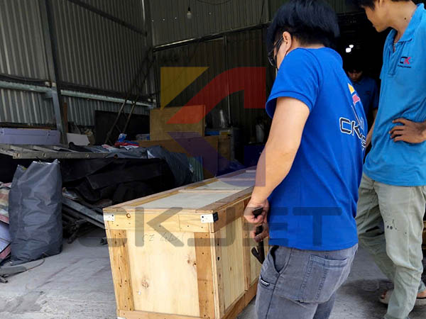 Cao Khoa lắp đặt máy in quảng cáo 1901 cho Khách tại Nhà Bè TPHCM