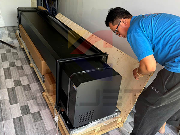 AE Cao Khoa lắp máy in quảng cáo CK JET – 1901 siêu mượt Khách ở Lâm Đồng