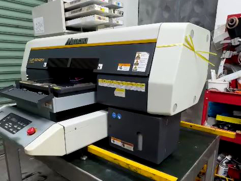 Cao Khoa lắp xong máy in UV MIMAKI ĐA CHỨC NĂNG Anh Khách tại Long An 6576