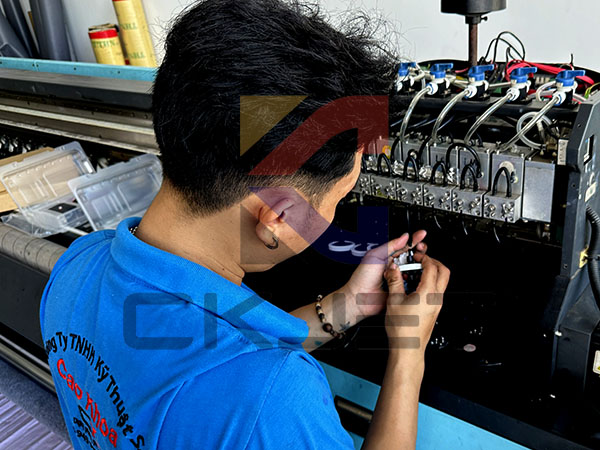 List 3 máy in UV cuộn được nhiều người đánh giá cao nhất hiện nay