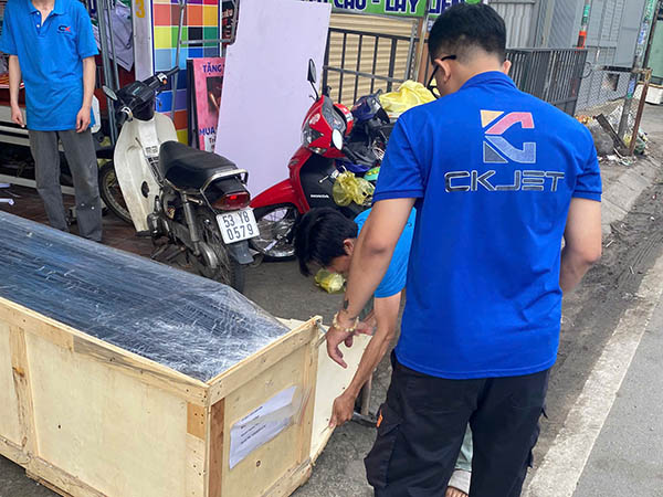 Có nên sử dụng máy in chuyển nhiệt lên trên áo thun không?